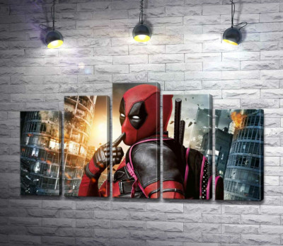 Фірмовий поцілунок Дедпула (Deadpool)