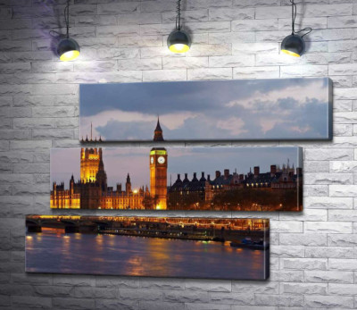 Вечерняя набережная Темзы сияет огнями Вестминстерского дворца (Palace of Westminster)
