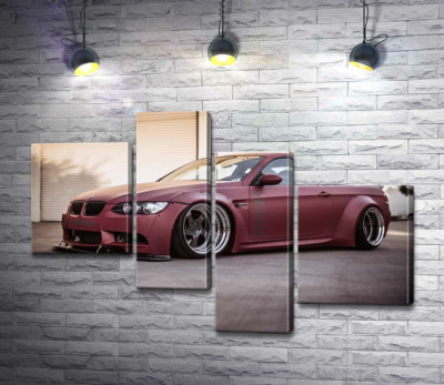 Модульная картина "Багровый автомобиль BMW M5 F10"
