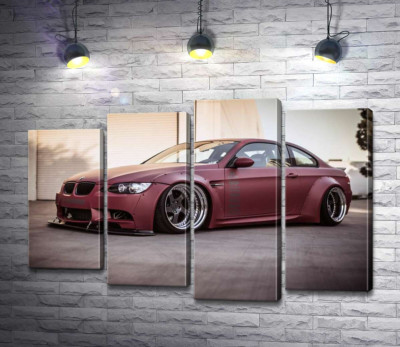 Модульна картина "Багряний автомобіль BMW M5 F10 "