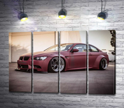 Модульная картина "Багровый автомобиль BMW M5 F10"
