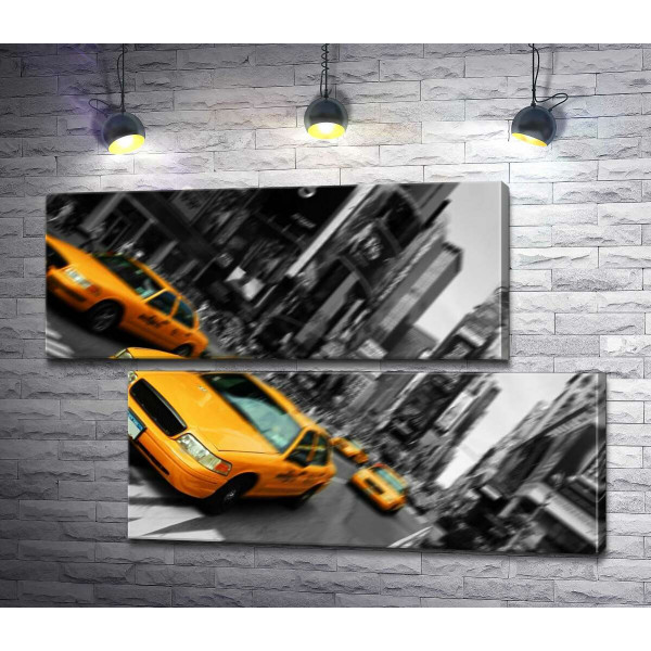 Желтые такси заполнили улицы Нью-Йорка