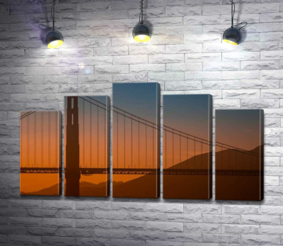 Туманный вечер над мостом "Золотые ворота" (Golden Gate Bridge)