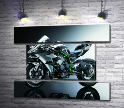 Черный блеск мотоцикла Kawasaki Ninja