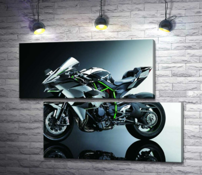 Черный блеск мотоцикла Kawasaki Ninja