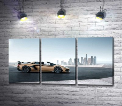 Модульна картина "Золотий автомобіль Ламборгіні (Lamborghini Aventador) із чорними елементами"