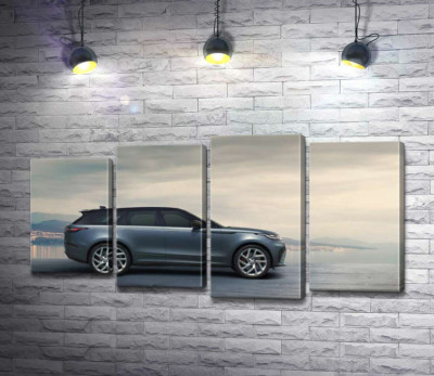 Модульная картина "Воплощение британской эстетики: автомобиль Ленд Ровер (Land Rover Range Rover Velar)"