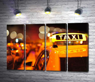 Модульная картина "Желтый маячок "Taxi" на крыше автомобиля"