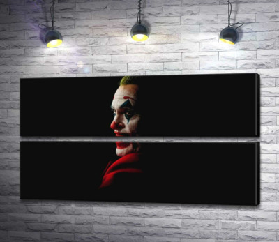 Профиль Джокера (Joker) рассеивается в тени