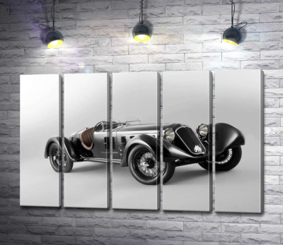 Модульная картина "Ретро-автомобиль Alfa Romeo 6C"