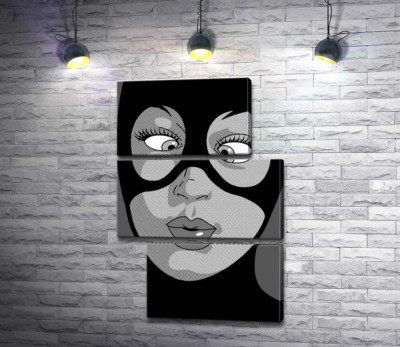 Женщина-кошка (Cat woman) весело кривляется