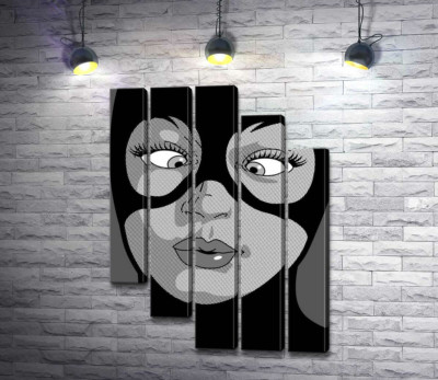 Жінка-кішка (Cat woman) весело кривляється