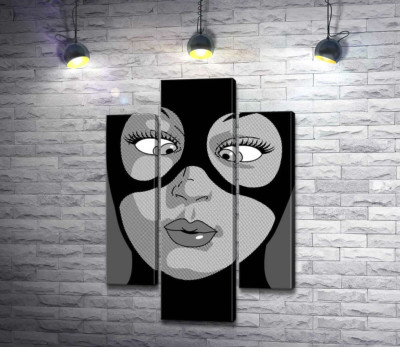 Женщина-кошка (Cat woman) весело кривляется