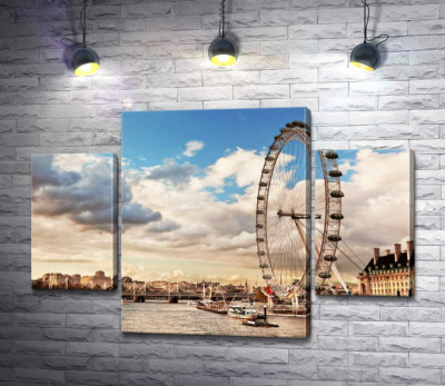 Колесо обозрения "Лондонский глаз" (London eye) нависло над водами Темзы