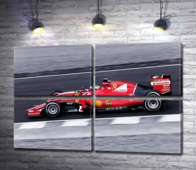 Красный автомобиль Ferrari на гоночной трассе "Формулы-1"