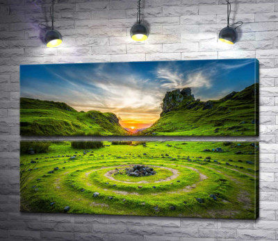 Загадкові круги на смарагдовій траві в долині Фей (The Fairy Glen)