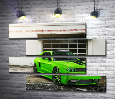 Лаймовой оттенок автомобиля Dodge Challenger STR8
