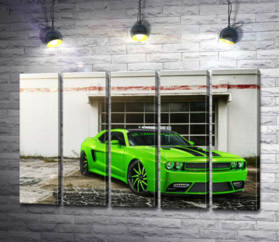 Модульная картина "Лаймовой оттенок автомобиля Dodge Challenger STR8"