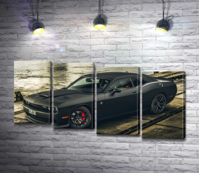 Модульна картина "Чорна матова модель автомобіля Dodge Challenger Hellcat"