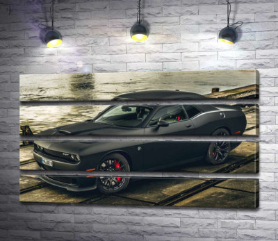 Модульна картина "Чорна матова модель автомобіля Dodge Challenger Hellcat"