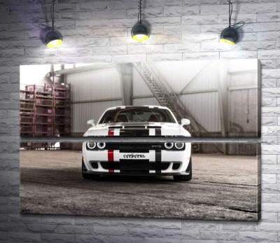 Модульная картина "Белая модель автомобиля Dodge Challenger Hellcat"
