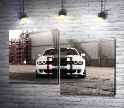 Модульна картина "Біла модель автомобіля Dodge Challenger Hellcat"