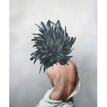 Цветок с перьями на голове у девушки - Эми Джадд (Amy Judd)