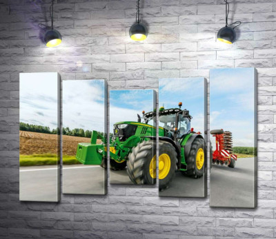 Модульная картина "Американский зеленый трактор компании "John Deere""