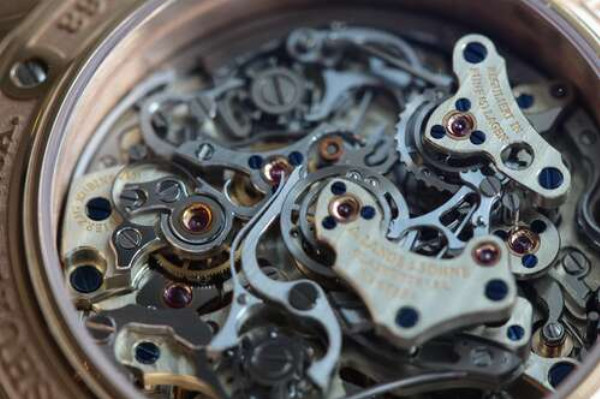 Деталі механізму годинника від "A. Lange & Söhne" 