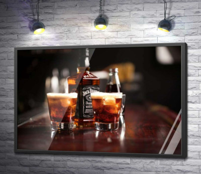 Постер "Насичений колір віскі "Jack Daniel's" в склянках"