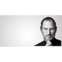 Портрет Стива Джобса (Steve Jobs) в черно-белых тонах