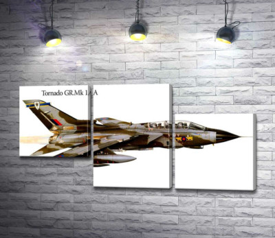 Британский самолет-разведчик Panavia Tornado GR1A