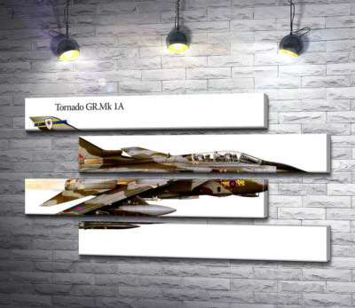 Британский самолет-разведчик Panavia Tornado GR1A