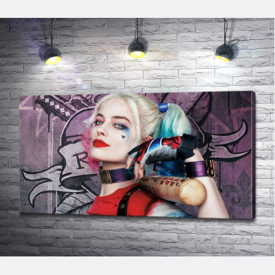 Яскрава Марго Роббі (Margot Robbie) в образі провокативної Гарлі Квінн