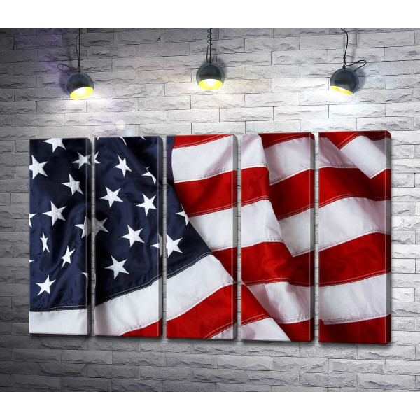 Складки флага Соединенных Штатов Америки