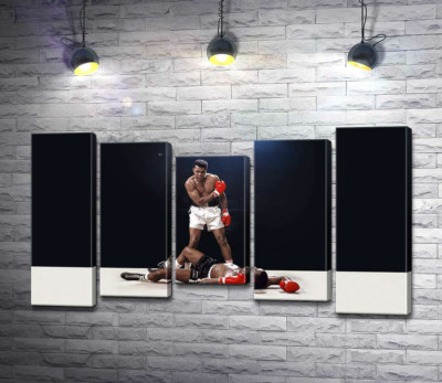 Модульна картина "Переможець боксер Мухаммед Алі (Muhammad Ali) стоїть над переможеним  Сонні Лістоном (Sonny Liston) "
