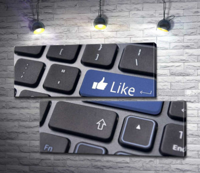 Модульная картина "Синяя кнопка "Like" на компьютерной клавиатуре"
