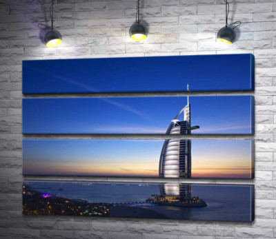 Модульная картина "Отель Джумейра (Jumeirah) в свете вечерних лучей"