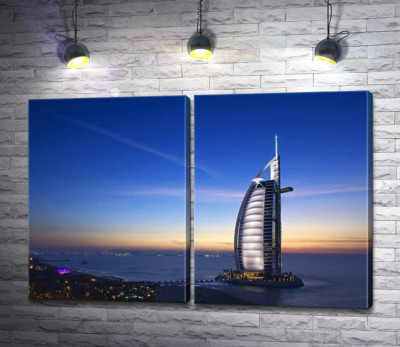 Модульная картина "Отель Джумейра (Jumeirah) в свете вечерних лучей"