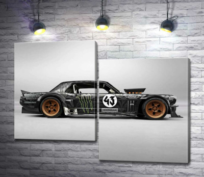 Модульная картина "Тюнингованный автомобиль Ford Mustang Hoonicorn автогонщика Кена Блока"