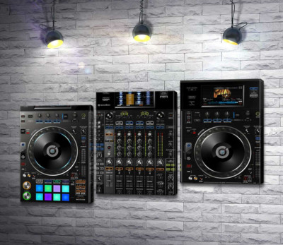 Модульная картина "Профессиональный DJ контроллер "Pioneer DDJ-RZX""