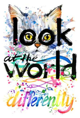 Желтые глаза кота выглядывают из-за надписи "look at the world differently"