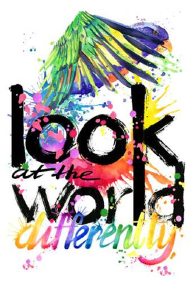 Попугай пролетает над надписью "look at the world differently"