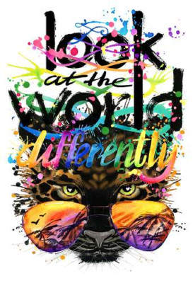 Надпись "look at the world differently" на фоне леопарда в очках