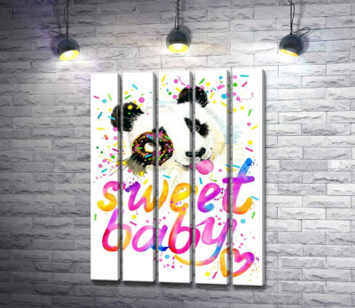 Веселая панда с донатсом и надписью "sweet baby"
