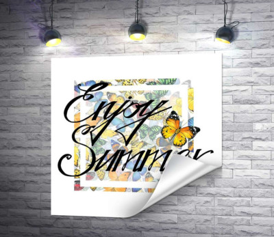 Вишуканий напис " enjoy summer" на фоні метеликів