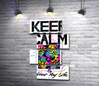 Картина з долонь серед напису "keep calm and colour your life"