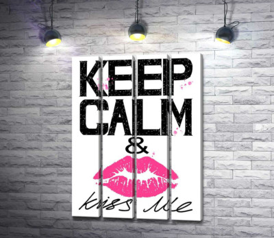 Модульна картина "Рожевий відбиток губ серед напису " keep calm and kiss me""