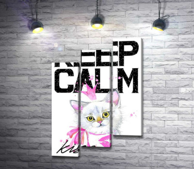 Модульна картина "Біла кішка-принцеса серед напису "keep calm and kiss me""