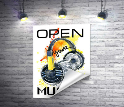 Наушники и микрофон на оранжевом фоне с надписью "open your music"